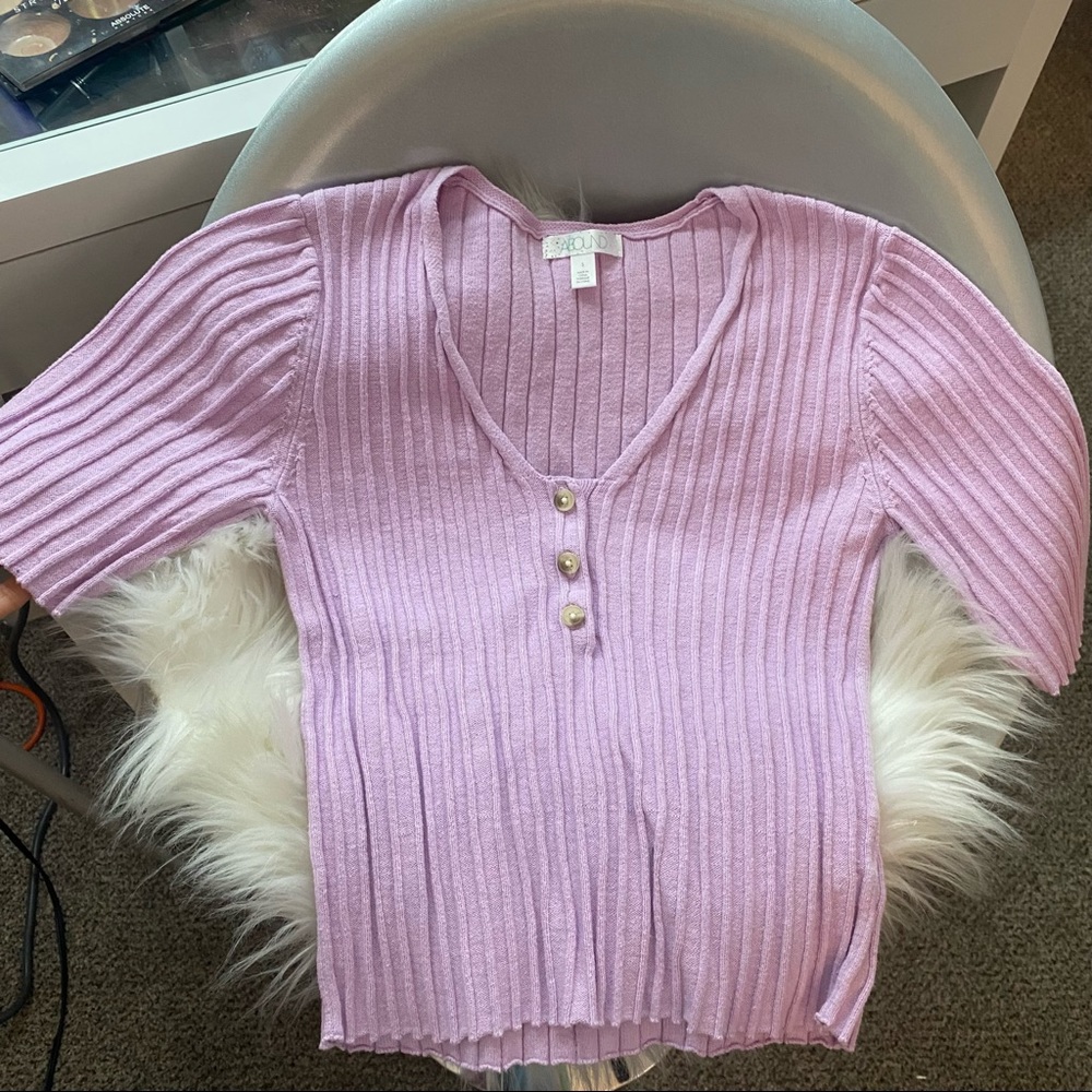 ABOUND || lilac cropped tee